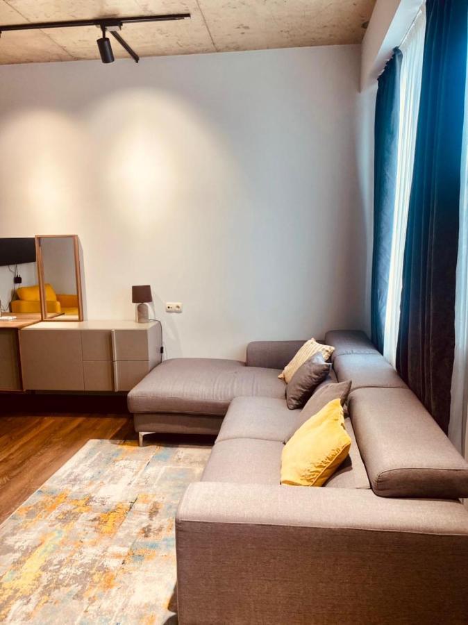 Apartment Sixteen Tbilisi Bagian luar foto