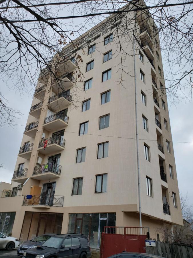 Apartment Sixteen Tbilisi Bagian luar foto