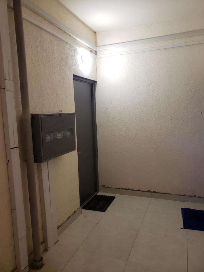 Apartment Sixteen Tbilisi Bagian luar foto
